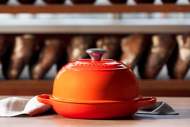 Le Creuset Cast Iron Signature Bread Oven 24cm FlameFlame image number 6